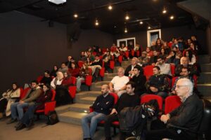 Sakarya Büyükşehir Belediyesi’nde Oğuz Atay söyleşisi Ofis Sanat Merkezi’nde düzenlendi