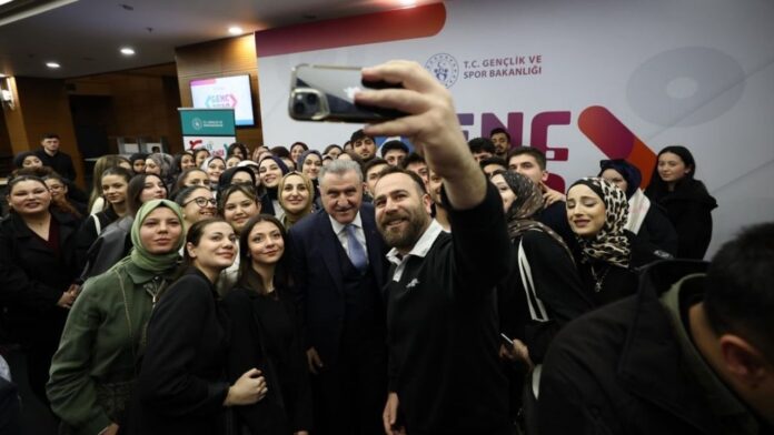 GENÇ2030 Projesi ile Bilişim Atölyeleri Dijital Yetkinlik ve Yapay Zeka Merkezlerine Dönüştürülüyor