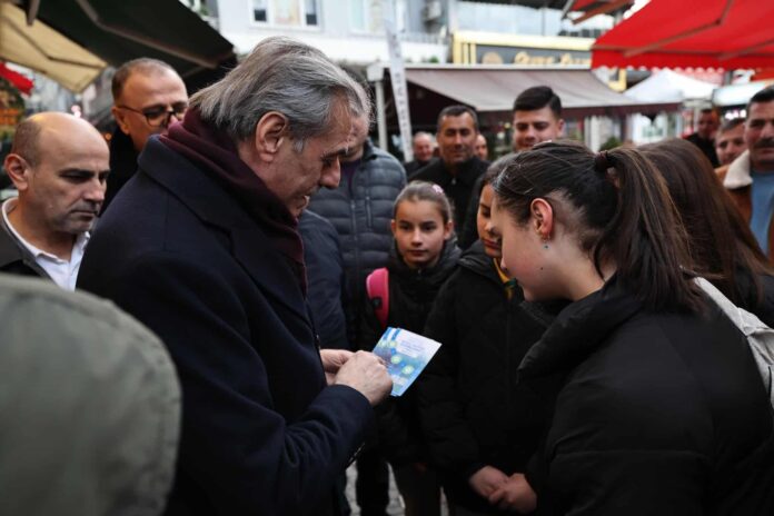 Başkan Yusuf Alemdar, Ramazan Ziyaretlerinde Geyve’de Esnaf ve Vatandaşlarla Buluştu