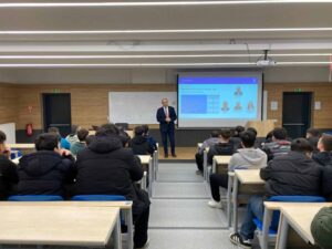 Hendek MYO’da Lise Öğrencilerine Yönelik Kariyer ve Meslek Rehberliği Etkinliği Düzenlendi