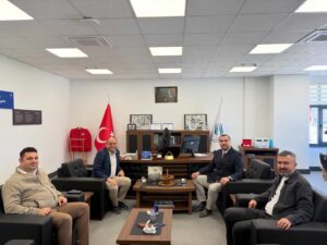 Gümüşova Meslek Yüksekokulu Heyetinden Akademik İş Birliği Ziyareti