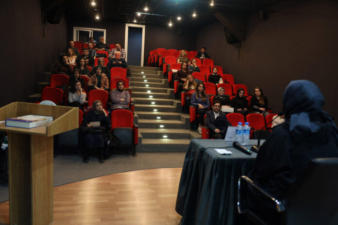 Ofis Sanat Merkezi’nde Gösterilen 'Gülizar' Filmi İzleyicilerden Beğeni Topladı