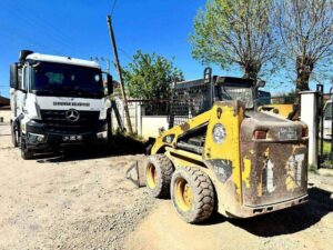 Serdivan Aralık Mahallesi Türkoğlu Caddesi’nde 500 Metrelik Yağmur Suyu Hattı Çalışmaları İlerliyor