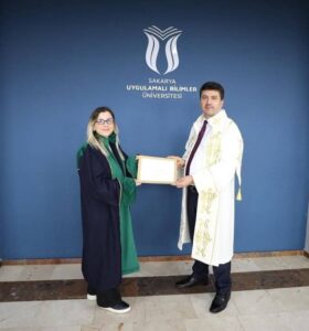 Akademik Ünvan Alan Öğretim Üyelerine Belgeleri Rektör Sarıbıyık Tarafından Takdim Edildi