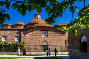SAÜ İlahiyat Fakültesi Öğrencileri İznik’te Pratik Fotoğraf Çalışması Yaptı