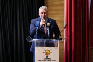 Serdivan'da Son İki Yılda Tamamlanan Projeler ve Yeni Yatırımlar Toplantıda Paylaşıldı